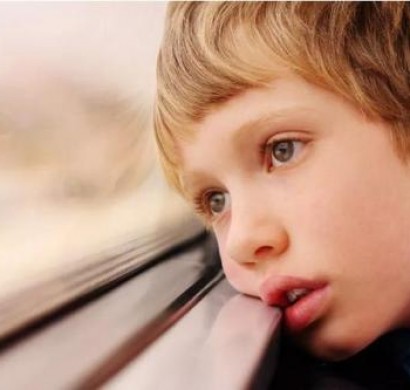 心理咨询室工作总结：小孩性格内向是否属于心理缺陷吗？